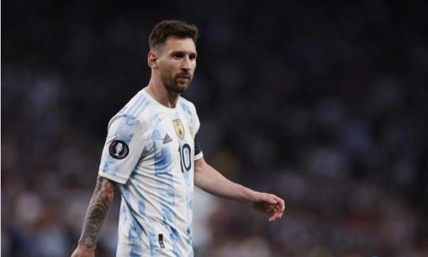 《日掛中天》曾美云最后为何要刺向吴葆树？吴葆树最后又为何要抱住刺向自己的曾美云？真相太残忍！